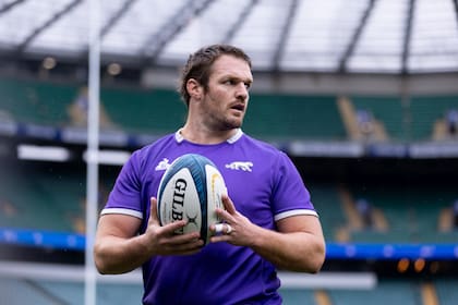 El capitán, Julián Montoya, con la magnificencia de Twickenham de fondo; los Pumas ya fueron locales allí, en 2016 ante Australia.