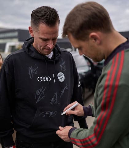 El capitán Manuel Neuer optó por el Audi Q8 SUV TFSI e-quattro