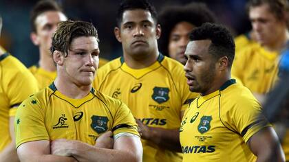 El capitán Michael Hooper sufre el mal momento