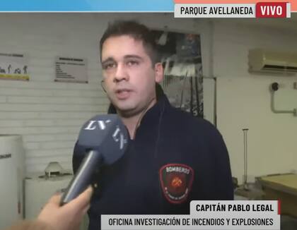 El capitán Pablo Legal, de la Oficina de Investigación de Incendios y Explosiones