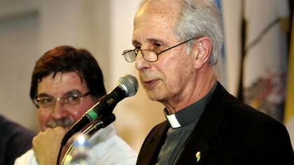 El cardenal Mario Poli