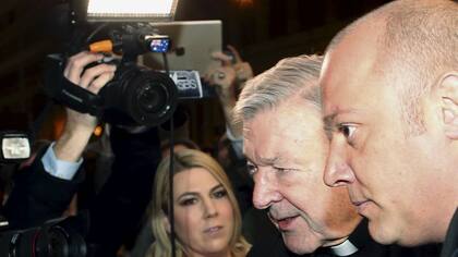 El cardenal Pell al llegar al hotel Quirinale en Roma para dar su testimonio