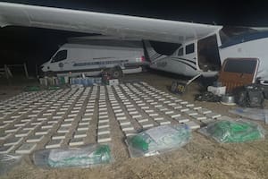 Interceptaron un avión con 400 kilos de cocaína en el norte de Santa Fe