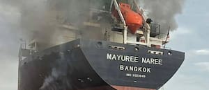 Irán atacó barcos comerciales en el estrecho de Ormuz y apuntó al aeropuerto de Dubai