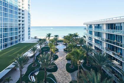 El Carillon Miami Wellness Resort en Miami Beach
