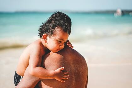 El cariño y el respeto son las bases fundamentales para la crianza de un niño