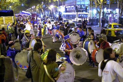 Las murgas de la Capital Federal son la expresión moderna del Carnaval 