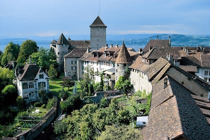 El casco antiguo de Murten, Suiza.