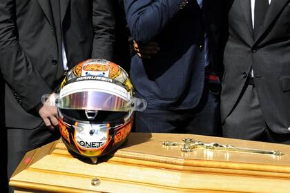 El casco de Bianchi estuvo junto al ataud