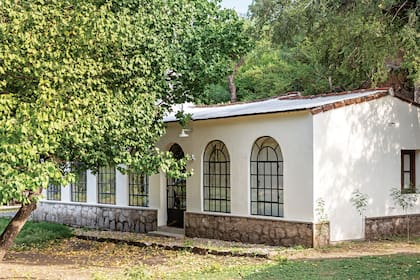 La construcción, de los años 30, se usaba originalmente como vivienda de caseros. 