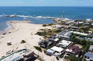 El exclusivo balneario con espíritu de pueblo donde el auge de las construcciones causa inquietud