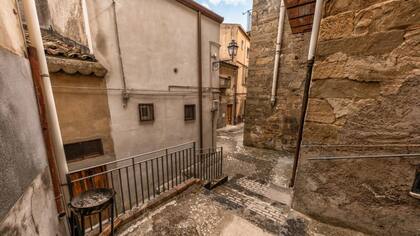 El casco histórico fue abandonado hace años