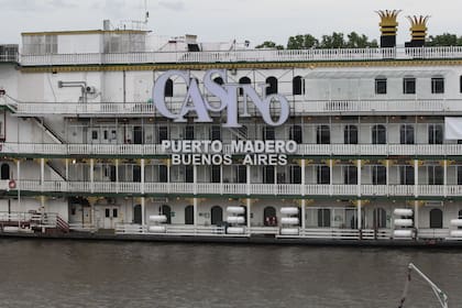 El cuerpo sin vida de un hombre de 40 años fue hallado el sábado por la tarde en Puerto Madero, a escasos metros del Casino Flotante de Puerto Madero