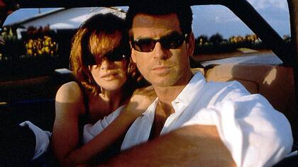 El caso Thomas Crown (1999), de John McTiernan, con Renée Russo y Pierce Brosnan