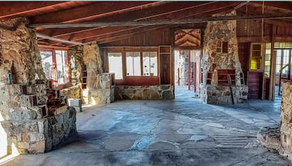 El castillo cuenta con 18 habitaciones, 13 chimeneas y numerosos pasadizos. Foto: Robert Graham / Saving Places