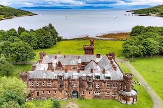 Este castillo europeo “congelado en el tiempo” que se vende por más de US$1 millón