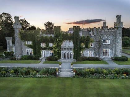 El castillo Luttrellstown, escenario de un casamiento que marcó a toda una generación