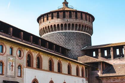 El Castillo Sforzesco, construido entre 1890 y 1893 está junto al Parque Sempione