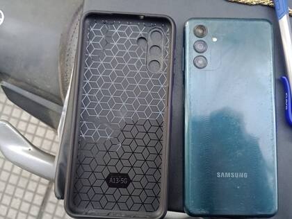 El celular robado en Santa Fe y Coronel Díaz por un adolescente de 16 años que ya fue detenido 71 veces