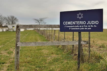 El cementerio es el primero judío de la provincia de Buenos Aires y el segundo del país