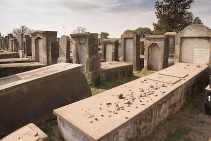 El cementerio judío de Moisés Ville es el primero de la colectividad en nuestro país y data de 1891.