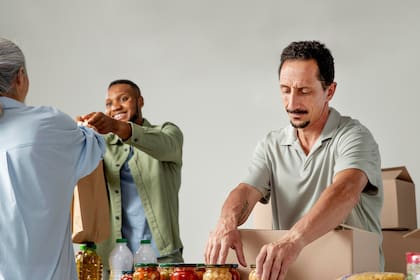 El Central California Food Bank coordina entregas en Fresno, Madera, Tulare, Kings y Kern mediante una red de más de 260 agencias