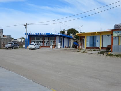 El centro comercial de Playas Doradas, en Sierra Grande