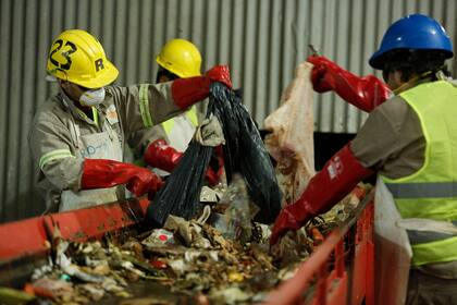 El Centro de Reciclado de la Ciudad, de Villa Soldati, cuenta con una planta de tratamiento orgánico donde se procesan restos de comida que se transforman en compost