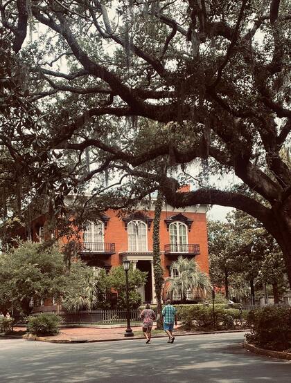 El centro de Savannah es histórico y alberga historias paranormales (Instagram/@ohsweetjay_x)
