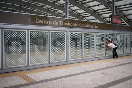 El Centro de Trasbordo de Constitución cerrado