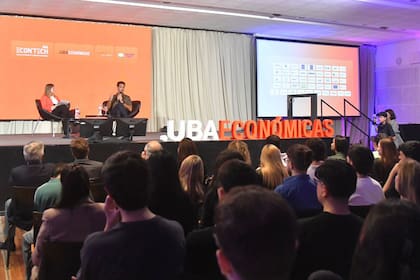 El CEO de Mercado Libre, Ariel Szarfsztejn, dio una charla en el evento Econtech 2026, organizado por la Facultad de Ciencias Económicas de la Universidad de Buenos Aires