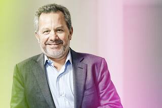 Bill McGlashan: quién es el cerebro detrás del fondo de inversiones de Bono