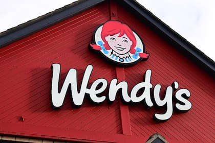 El CEO interino de Wendy's no reveló cuáles serán los restaurantes que dejarán de operar por completo (Wikimedia Commons/Hullian111)