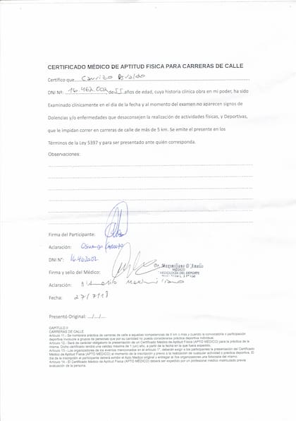 El certificado médico que presentó Osvaldo Carrizo para participar de la media maratón
