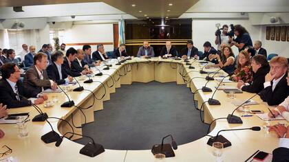 El CFI, famoso en la época de Duhalde, volvió a ser la sede para una cumbre de lo más granado del peronismo