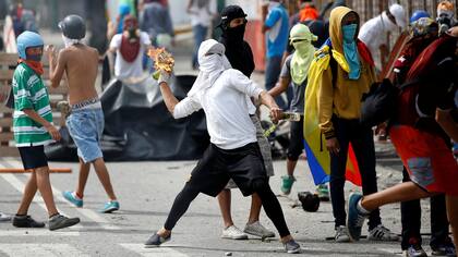 Ya son más de 100 los muertos durante las protestas en Venezuela