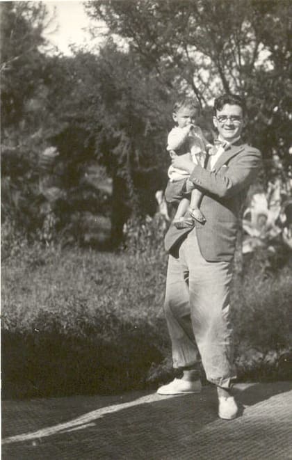 El Che en brazos de su padre, Ernesto Guevara Lynch.