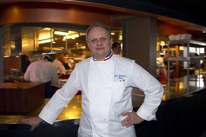 El chef francés tenía 32 estrellas Michelin