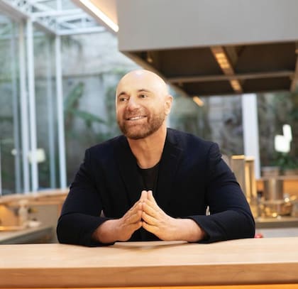 El chef Germán Martitegui compartió una imagen en su cocina. Fuente: @germanmartitegui.