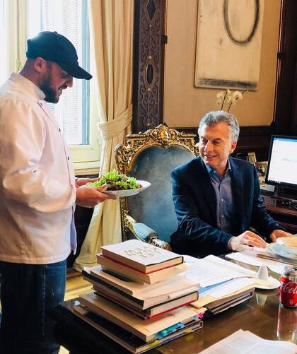 El chef le preparó al Presidente una ensalada hecha con las verduras de la huerta