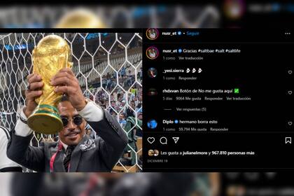 El chef Salt Bae se mostró con la copa (Foto Instagram @nusr_et)