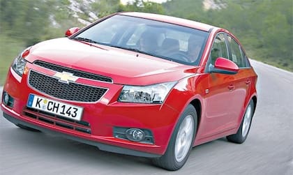 El Chevrolet Cruze fabricado entre 2010 y 2016 es uno de los modelos que necesita un recambio del airbag del conductor