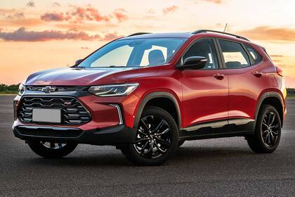 El Chevrolet-Tracker (en la foto, versión RS) se mantiene entre los tres SUV más vendidos en lo que va del año