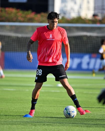 El chileno Maximiliano Gutiérrez, nuevo refuerzo de Independiente