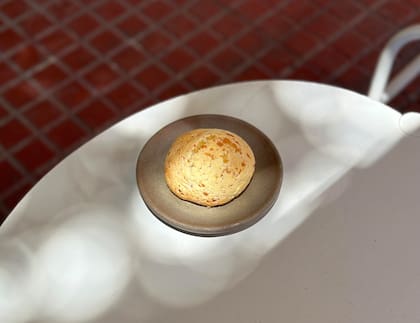 El chipá prensado de Bulevar pesa unos 150 gramos.