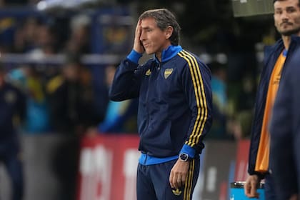 El ciclo de Claudio Úbeda en Boca, seguramente, llegó a su fin con una insólita eliminación de la Copa Libertadores en la Bombonera; la gente arremetió contra él