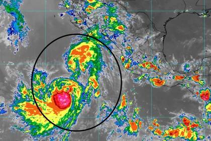 El ciclón Emilia se fusionaría con Fabio