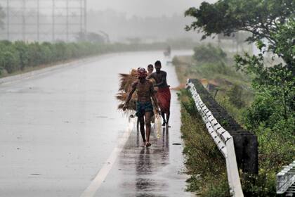 El ciclón Fani causa destrozos y desplaza millones de personas en la India
