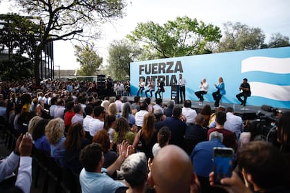 El cierre de campaña de Fuerza Patria en la localidad de San Martín