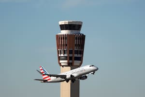 Seguros de viaje y otras opciones para evitar retrasos o cancelaciones de vuelos el Día de Acción de Gracias 2025